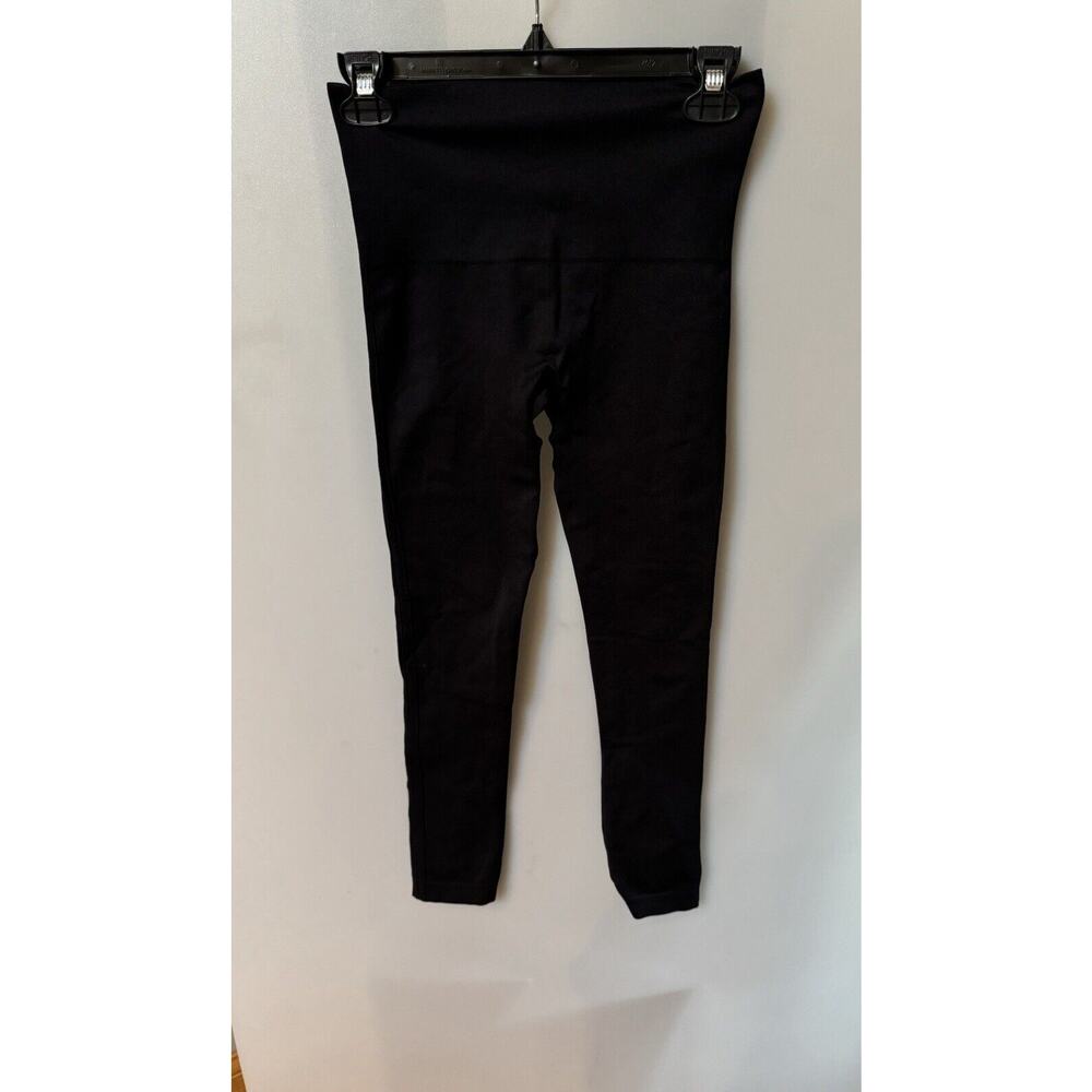 Spanx Women's Pull On Leggings Slimming Seamless Black SZ Medium  Nylon Blend - Picture 2 of 4